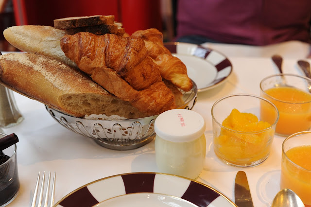 Hotel Relais Saint Germain的早餐