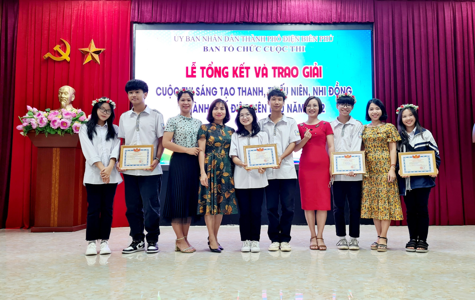 Trường THPT Chuyên Lê Quý Đôn tích cực tham gia và đạt thành tích cao trong cuộc thi Sáng tạo thanh thiếu niên, nhi đồng năm 2022 cấp tỉnh và cấp thành phố