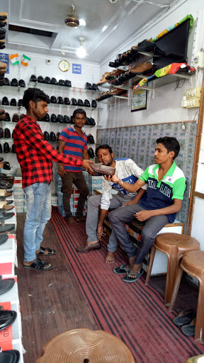 Rold Gold, Budh Bazaar Rd, Budh Bazaar, Moradabad, Uttar Pradesh 244001, India, Shoe_Shop, state UP