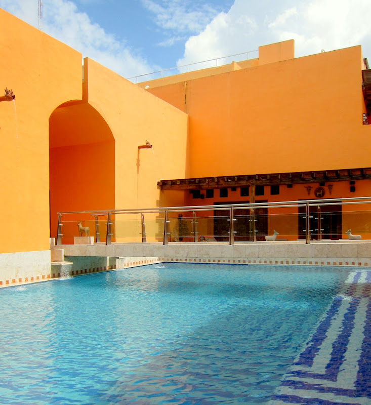 The swimming pool in La Casa de Los Venados