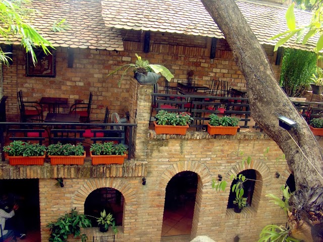 Cafe Cõi Xưa