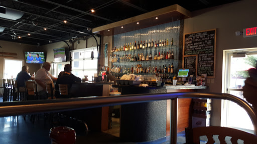 Bar & Grill «Schooners Grill», reviews and photos, 12567 Warwick Blvd, Newport News, VA 23606, USA