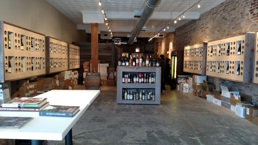 Wine Store «Red & White Wines», reviews and photos, 1861 N Milwaukee Ave, Chicago, IL 60647, USA