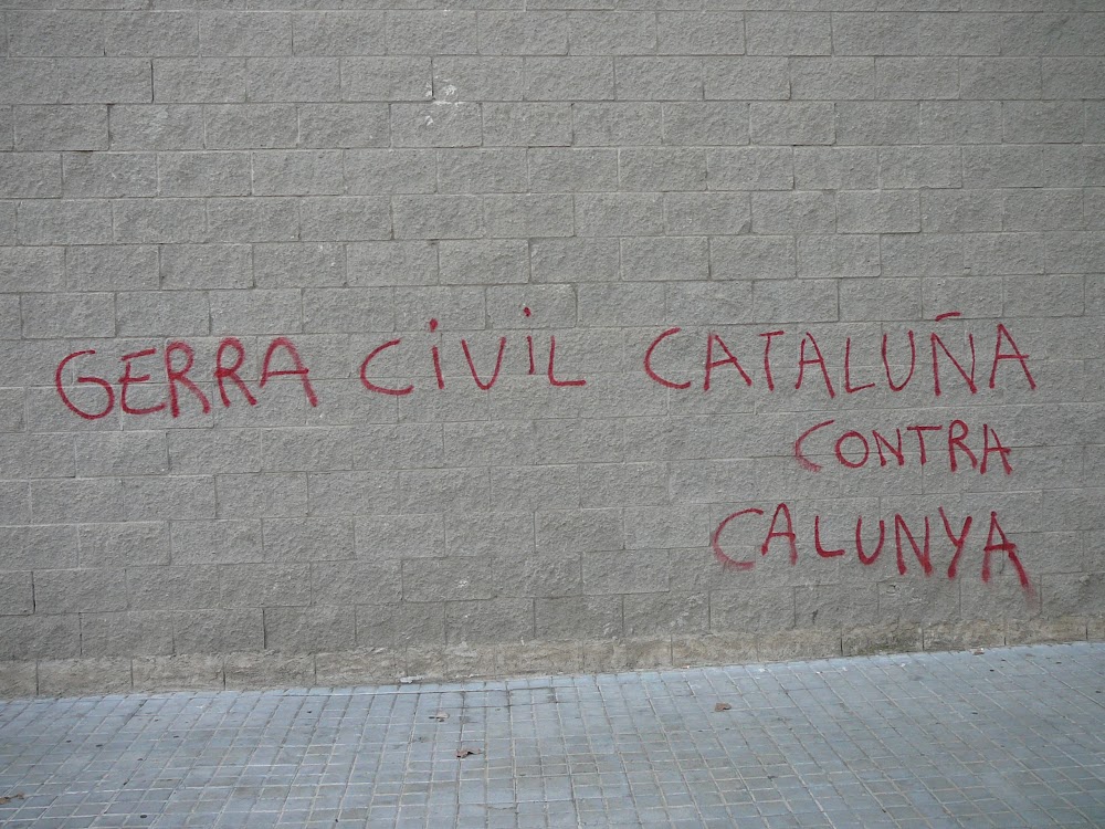 Slogan in Bon Pastor, Barcelona. I blame a CGT drunk.