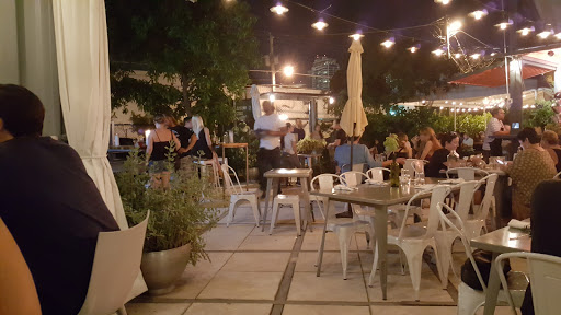 Bar & Grill «Charcoal Garden Bar + Grill», reviews and photos, 82 NW 29th St, Miami, FL 33127, USA