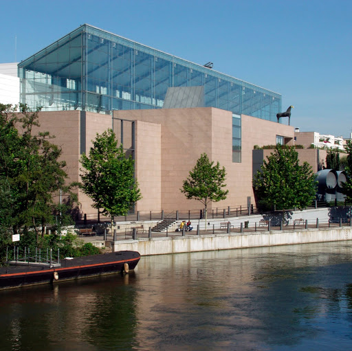 Musée d'Art Moderne et Contemporain de Strasbourg logo
