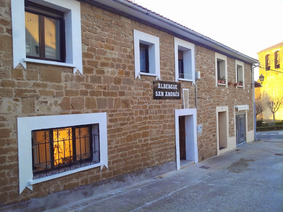 Albergue de peregrinos San Andrés, Zariquiegui, Navarra, Camino de Santiago Albergue de peregrinos San Andrés, Zariquiegui, Navarra