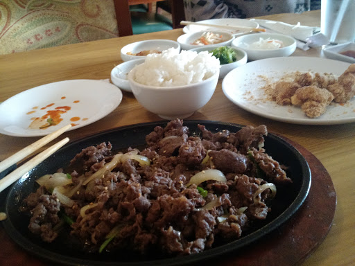 Korean Restaurant «Yami Korean & Thai Cuisine», reviews and photos, 2840 S 70th St, Lincoln, NE 68506, USA