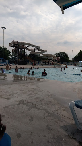 Park «Gouin Pool & Water Slides», reviews and photos, 2400 Scott St, Franklin Park, IL 60131, USA