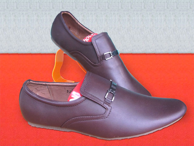 Giày NOIBARA - Hãy để mỗi bước chân nẻo đường cùng bạn