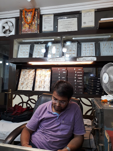 Basant Lal And Sons Jewellers, Near Moti Mahal Cinema, station road, Mahaveer Tola Road, Duddhi Nagar, Rajendra Nagar, Nawada, Arrah, Bihar 802301, India, Jeweller, state BR