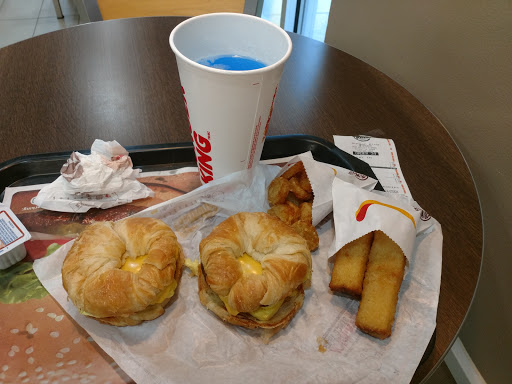 Fast Food Restaurant «Burger King», reviews and photos, 2525 W Airport Fwy, Irving, TX 75062, USA