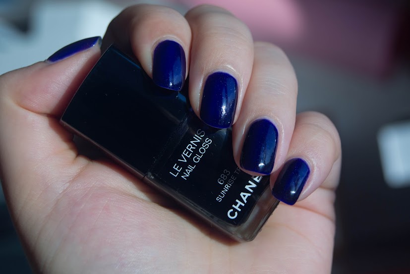Chanel Le Vernis Nail Gloss #683 Sunrise Trip