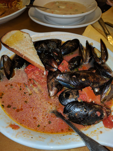 Italian Restaurant «Olive Garden», reviews and photos, 2226 Eastridge Loop, San Jose, CA 95122, USA