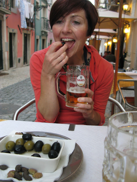 liz eating olives