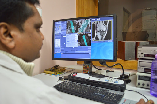 Pristine Hospital & Research Centre Pvt Ltd, 877, Dr MC Modi Hospital Rd, K. N. Extension, West of Chord Road, Stage 2, Nagapura, Bengaluru, Karnataka 560086, India, Neurologist, state KA