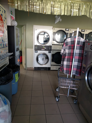 Laundromat «Paloma Cleaners & Laundry», reviews and photos, 1609 Palmetto Ave, Pacifica, CA 94044, USA