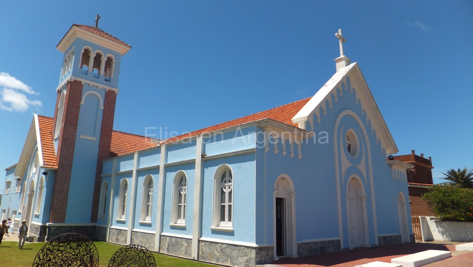 Iglesia de La Candelaria, sol en Punta del Este