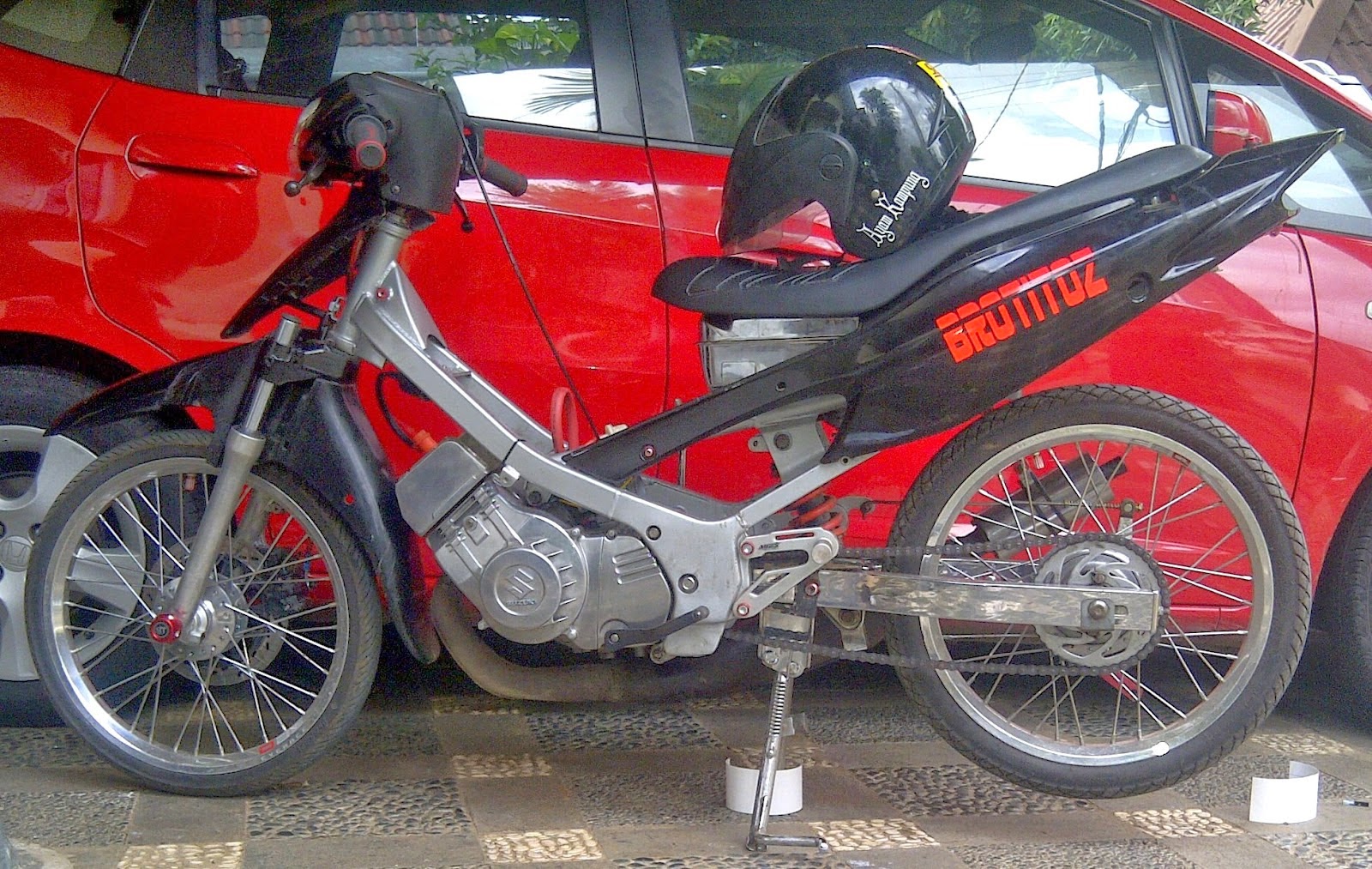 Suzuki Satria Hiu Modifikasi - Thecitycyclist
