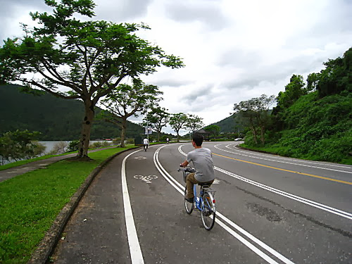 花蓮 鯉魚潭畔踏單車+P (1)