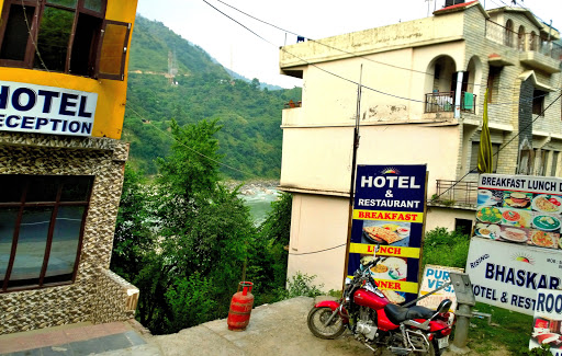 Hotel Rising Bhaskar, #7 Mile , Near Himachal Darshan, Kullu Road,NH 21, Mandi, Himachal Pradesh 175001, India, Hotel, state HP