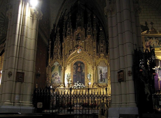 Resultado de imagen de iglesia de santa cruz de madrid