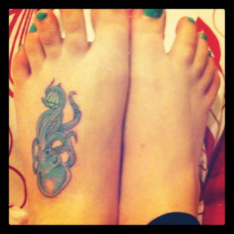 With tattoo girl octopus Octopus Tattoo