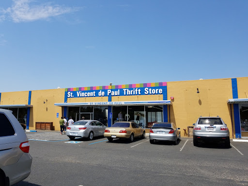 Thrift Store «St. Vincent de Paul Thrift Store & Donation Center, Fremont», reviews and photos, 3777 Decoto Rd, Fremont, CA 94555, USA