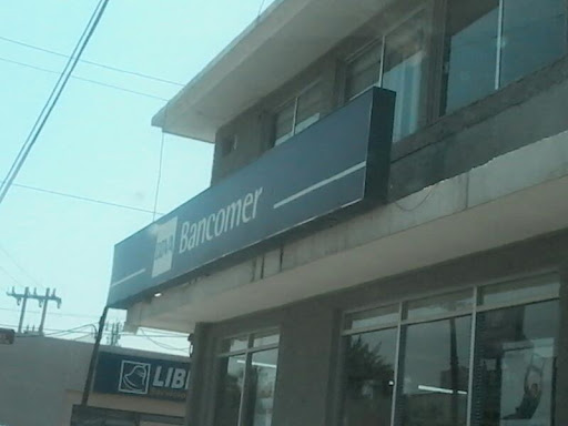BBVA Bancomer, Quinceava Carrera Torres 249, Centro, 87000 Cd Victoria, Tamps., México, Banco | TAMPS