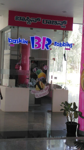 Baskin Robbins, Highway Star Food Court, Bangalore-Tirupati Highway, Venkatapura Village, Kembodi Post,, Kolar, Karnataka 563101, India, Dessert_Shop, state KA