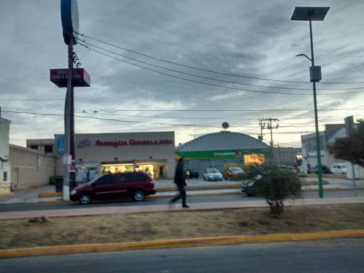 Farmacia Guadalajara, Valle del Don, Mz. 13 Lt. 15, Granjas Independencia, 55290 Ecatepec de Morelos, Méx., México, Farmacia | EDOMEX