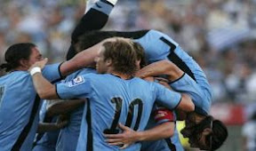 Goles Uruguay Ucrania amistoso resultado