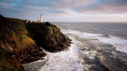 North Head Lighthouse, Cape Disappointment State Park, Washington.jpg