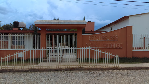 Escuela PrimariaMiguel Hidalgo, Independencia 114, Talpa de Allende Centro, 48200 Talpa de Allende, Jal., México, Escuela | JAL