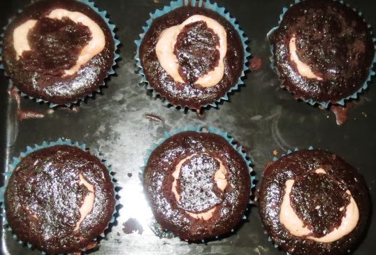 Chocolate Mousse Cupcakes Recipe | Eggless Mousse filled cupcakes