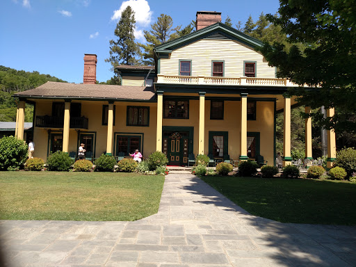 Glen Iris Inn