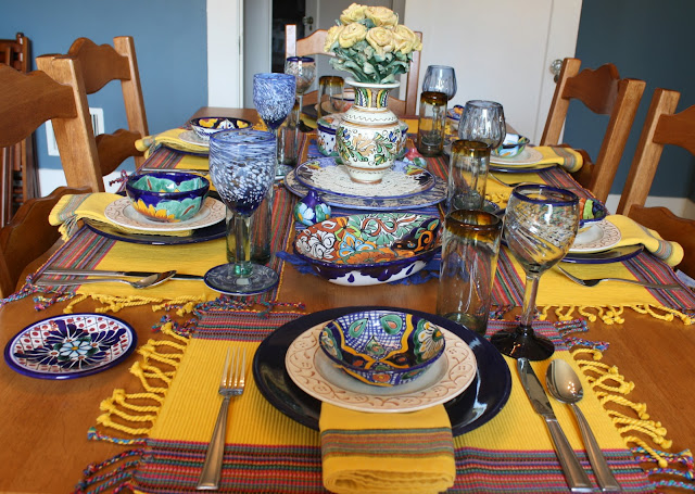 Life with the Mozas: Viva Fiesta Tablescape!!!