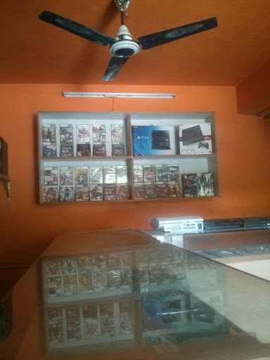 USA game point, SKS Complex 2nd Floor, pasupathipuram, Karur, Tamil Nadu 639001, India, Video_Game_Shop, state TN