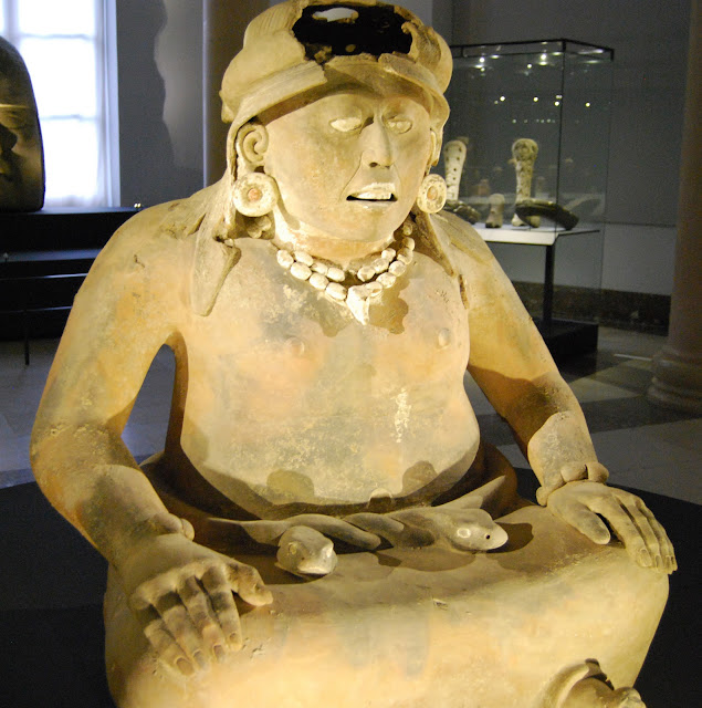 антропоморфные божества из Королевских Музеев 