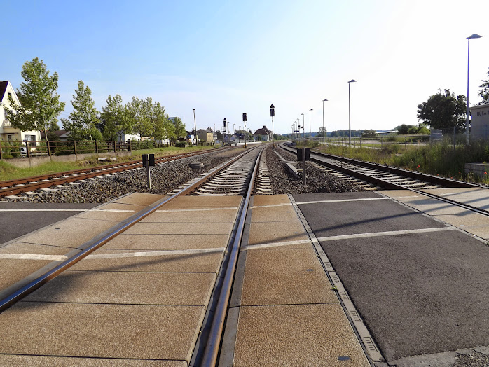 Über zweigleisige Begegnungsabschnitte muss nachgedacht werden, damit bei einem Zugausfall der Engpass umfahren werden kann. Bisher gibt es diesen nur am Bahnhof Tantow. (Bild A.M.)