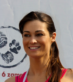Manuela Arcuri - Advantix Running 2011