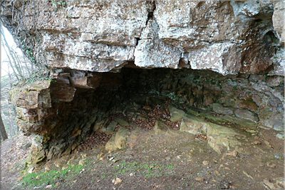 Oquedades bajo Rodil