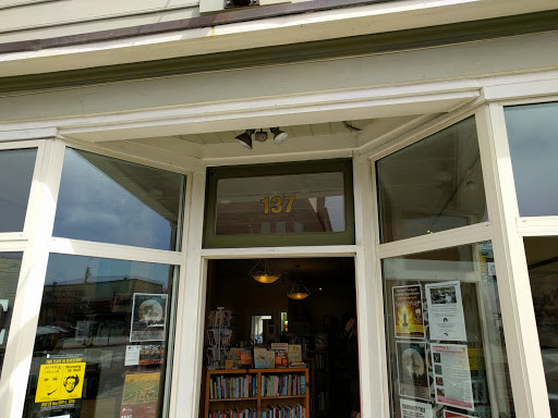Used Book Store «The Book Store & Vinyl Cafe», reviews and photos, 137 E Laurel St, Fort Bragg, CA 95437, USA
