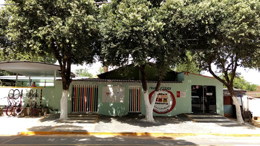 Creche Escola Gente Inocente Governador Valadares, Av. Washington Luís, 1879 - Santa Rita, Gov. Valadares - MG, 35040-494, Brasil, Escola, estado Minas Gerais