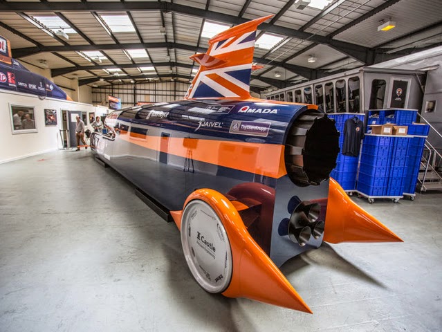 Bên trong siêu xe nhanh nhất thế giới, vận tốc 1609 km/h, được in bằng công nghệ 3D Bloodhound-SSC-34.