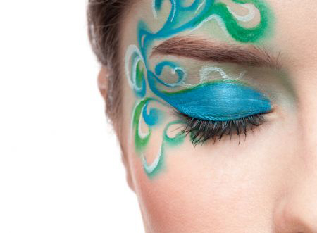 Maquiagem artística: o que é, como fazer e inspirações