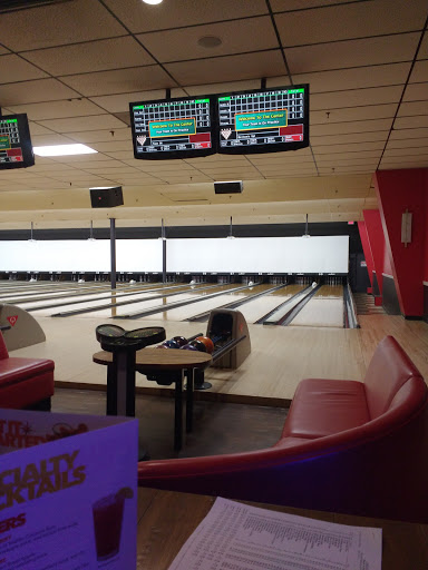 Bowling Alley «AMF Sayville Lanes», reviews and photos, 5660 Sunrise Hwy, Sayville, NY 11782, USA