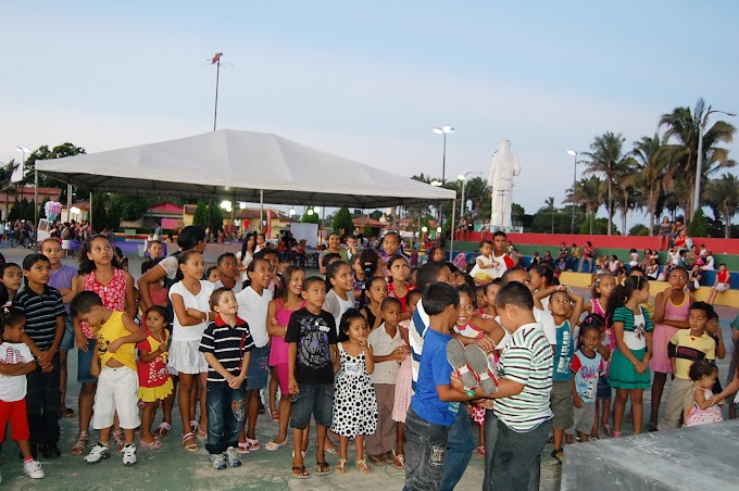 Louvorzão da Assembléia de Deus em Turilândia reúne centenas de pessoas