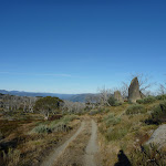 Looking along the southern side of Bobs Ridge (281084)