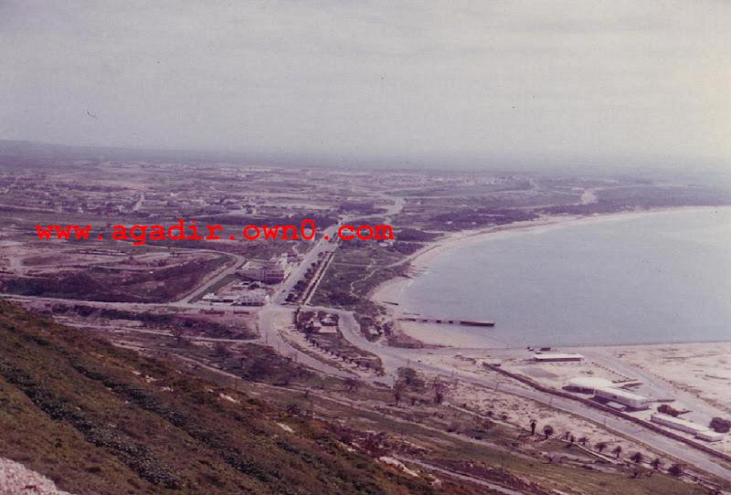 شاطئ اكادير قبل وبعد الزلزال سنة 1960 9-agad11
